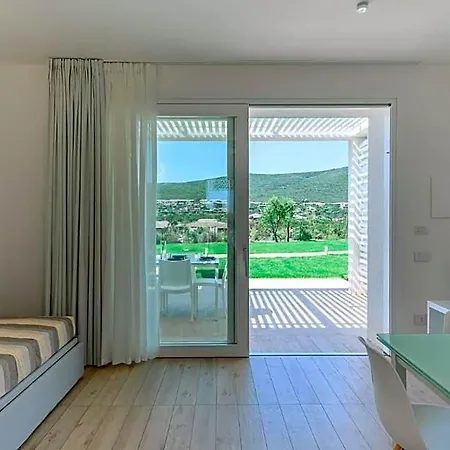 Hotel Stunning Capo Falcone Charming 1 Bedroom Sleeps 4 Num0447 Stintino